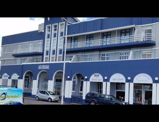 2 BEDROOM APARTMENT FOR SALE IN MUIZENBERG